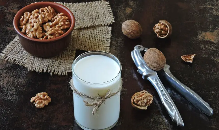 Read more about the article How Do You Soften Walnuts? (5 Interesting Ways To Do)